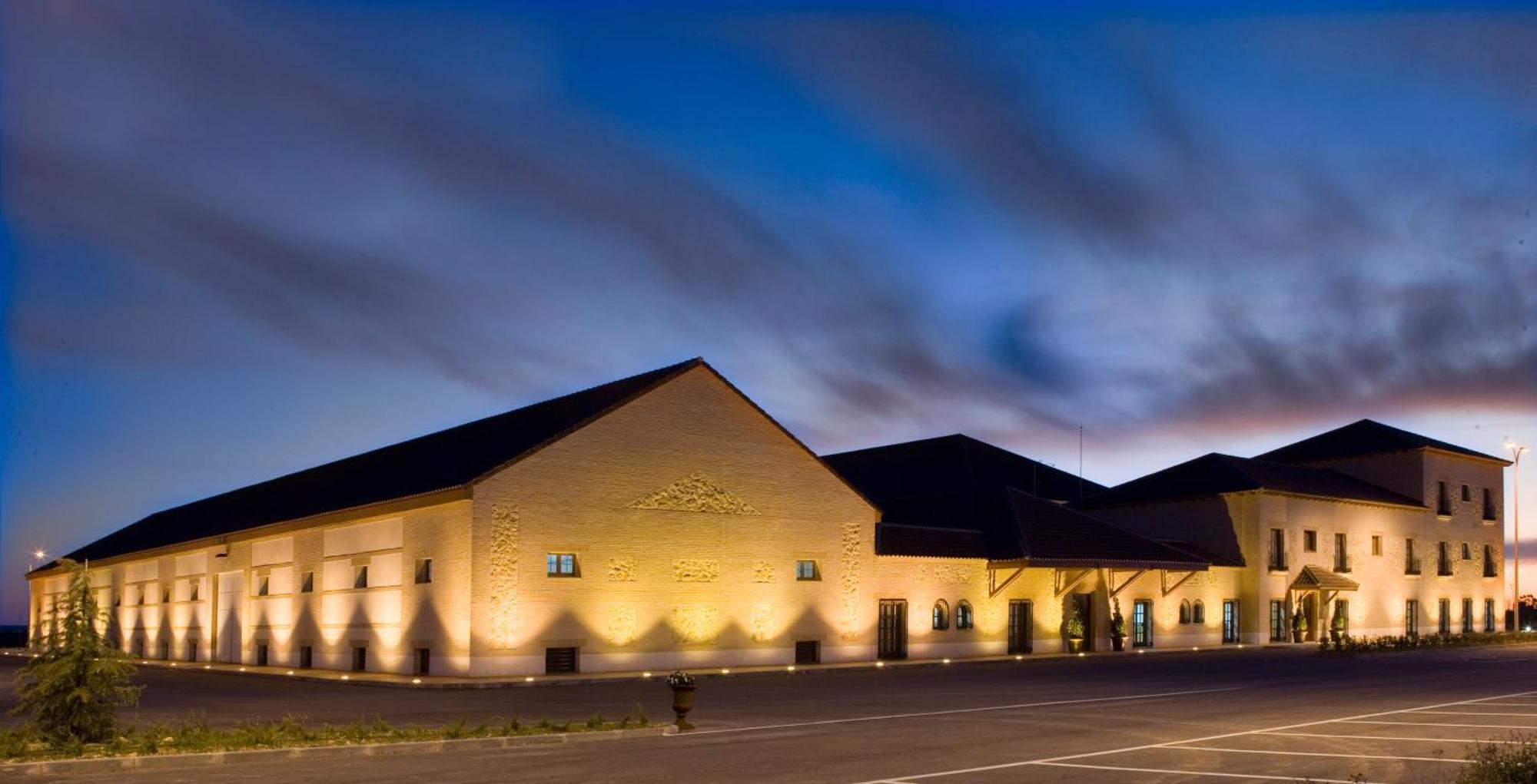 Bodegas Hacienda Albae Vendégház Argamasilla de Alba Kültér fotó