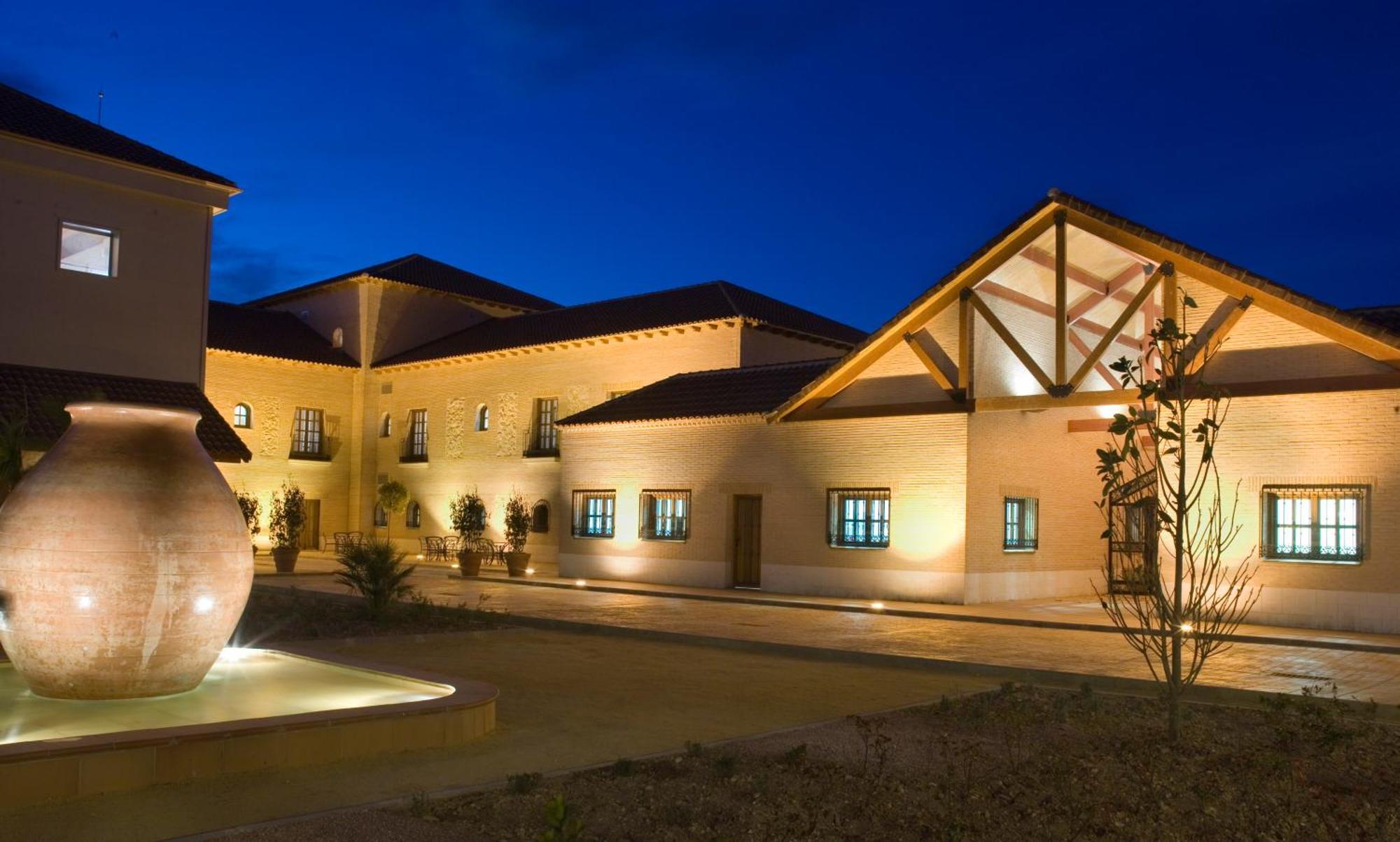 Bodegas Hacienda Albae Vendégház Argamasilla de Alba Kültér fotó