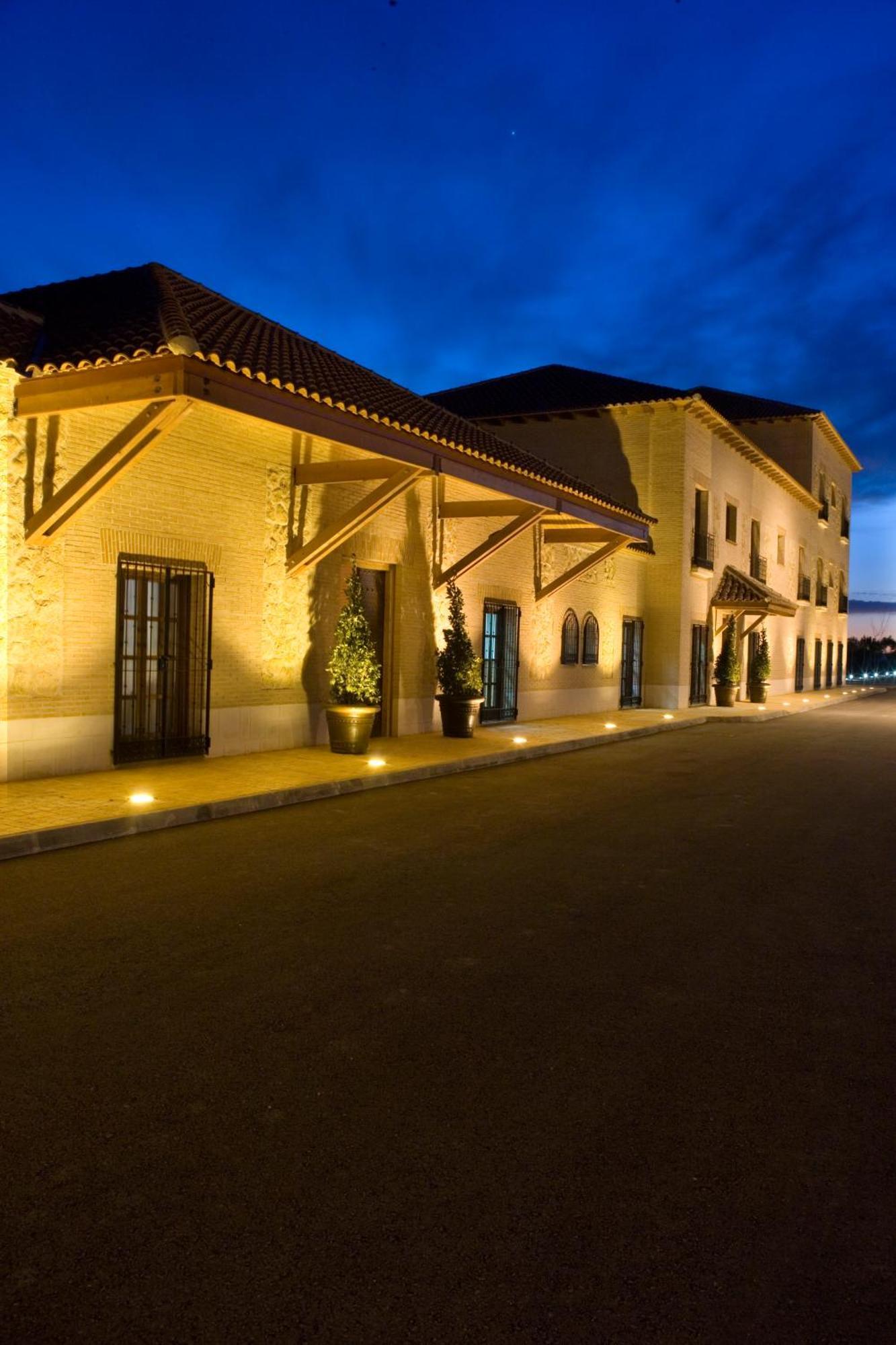 Bodegas Hacienda Albae Vendégház Argamasilla de Alba Kültér fotó